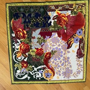 The avenue scarf